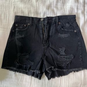 American eagle black shorts